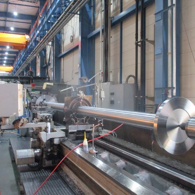 中間軸.長尺旋盤加工